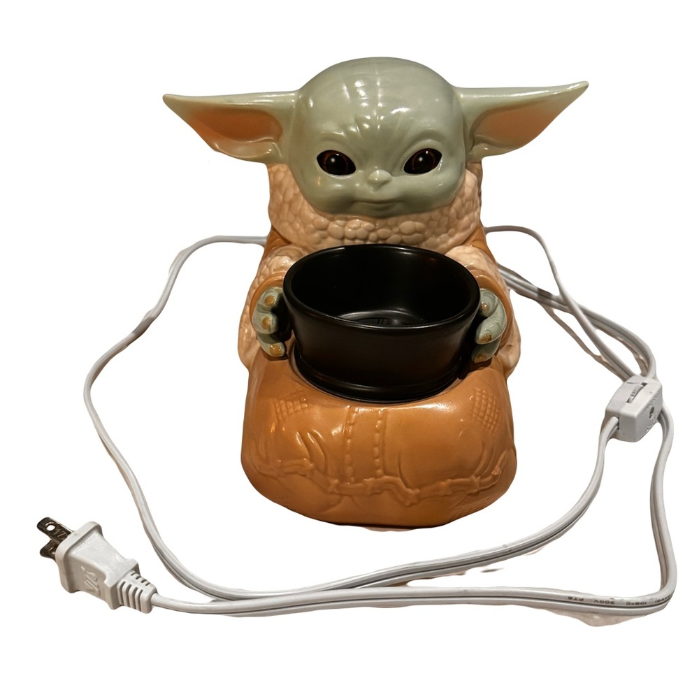 Baby Yoda - The child - grogu scentsy Warmer, never used, no box